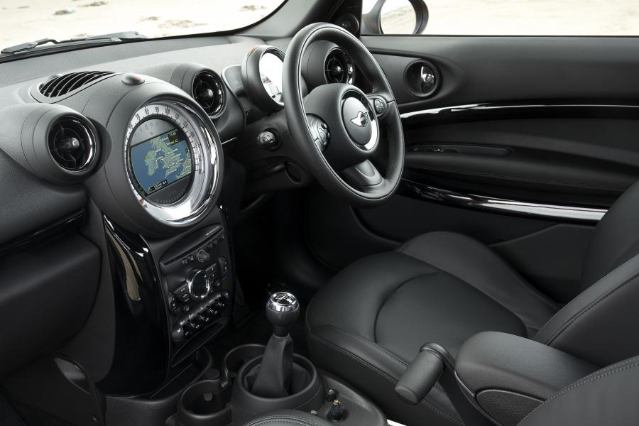  Mini Paceman Cooper S 2013 года  (UK) (фото 21 из 177)
